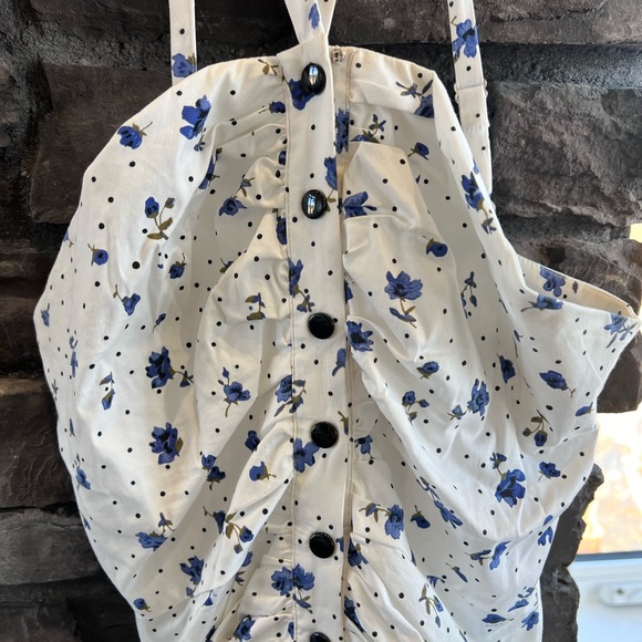 Halter dress - Picture 2 of 5